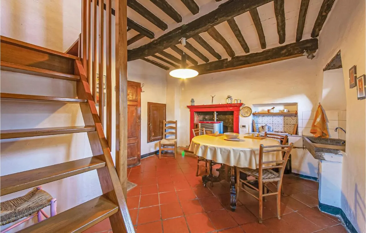 Holiday home Cozy Home In Cardoso-Gallicano Lu With Kitchen Italy